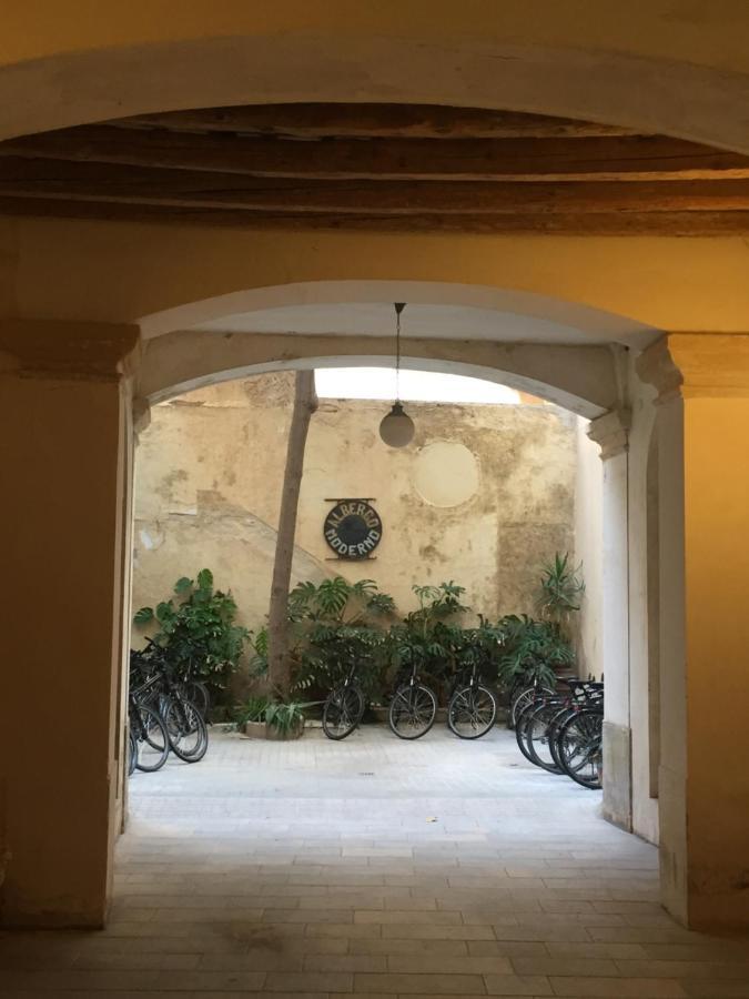 Hotel Moderno Τράπανι Εξωτερικό φωτογραφία