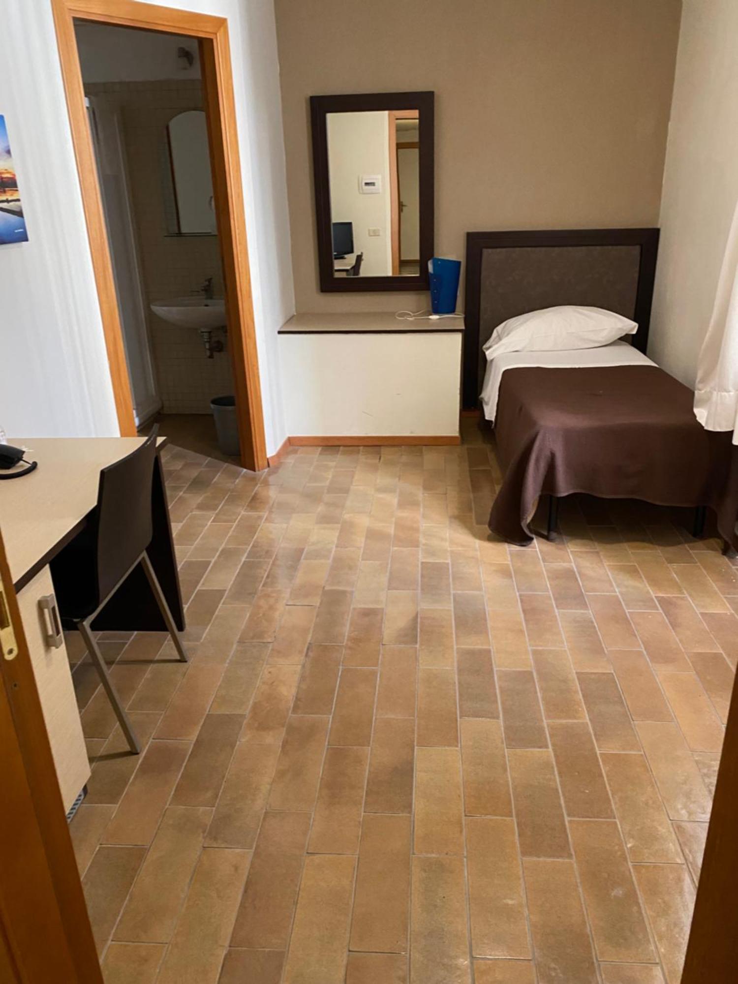 Hotel Moderno Τράπανι Εξωτερικό φωτογραφία